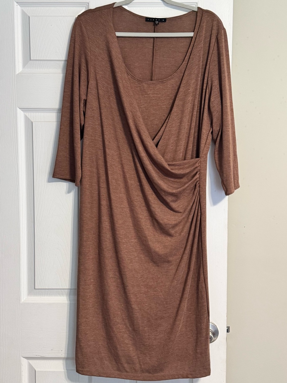 Tiana B Brown Sand 3/4 Sleeve V-neck Faux Wrap Knee Length Knit Dress Size 1X